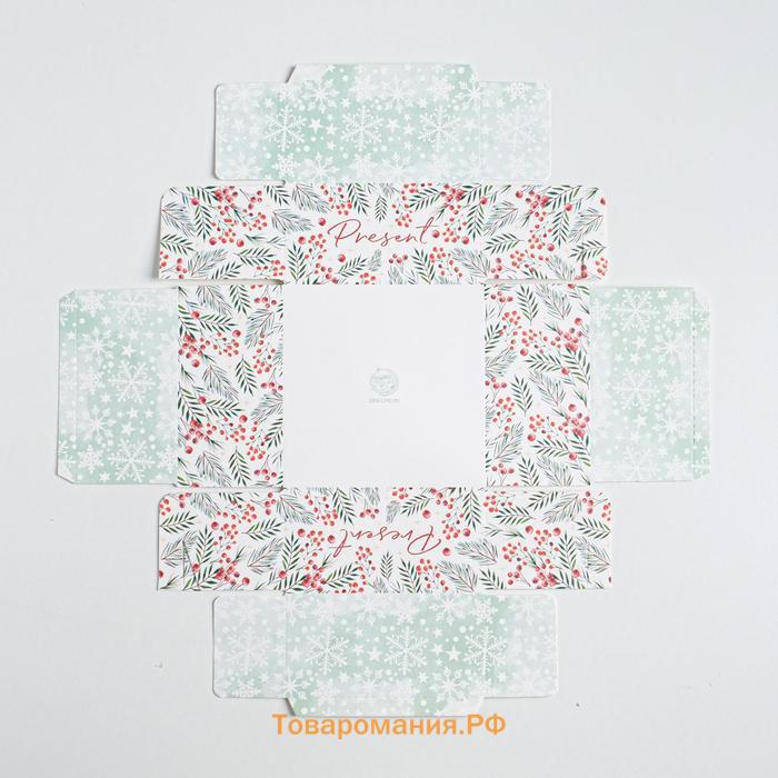 Коробка для кондитерских изделий с PVC крышкой «Present», 12 х 6 х 11,5 см, Новый год